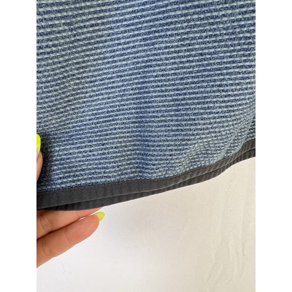 VTG Lands End Mens Thermal Henley Shirt Large Blue Casual Everyday Stretch - Picture 4 of 7